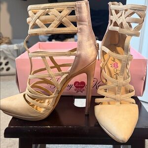 Penny Loves Kenny Beige Rose Gold Gladiator Strappy Heels Y1761 Cross 7